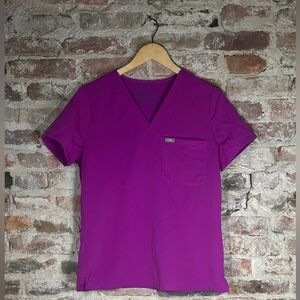 figs catarina one pocket top and Zamora joggers SET